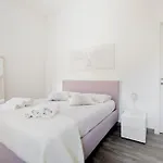 Villa Con Piscina Privata Fronte Mare - Isola Plemmirio 4*